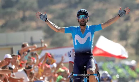 Valverde narra que  le pusieron una multa el primer día que salió con su bicicleta tras la cuarentena