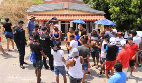 Al COVID-19 hay que combatirlo en  tres escenarios simultáneos
