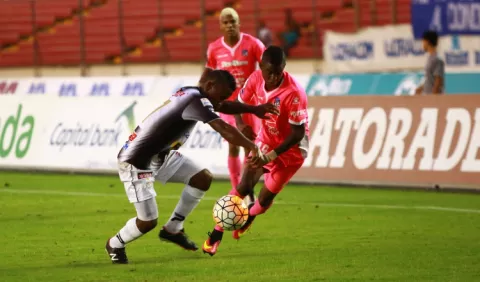 Roberto Brown considera que hay 'guerra de egos' que no dejan crecer el fútbol panameño