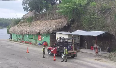 Varios migrantes tratan de evadir cerco sanitario en El Darién