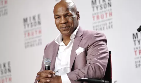 Mike Tyson habla de su regreso al ring