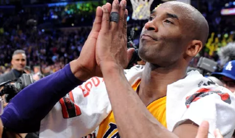 La inducción al Salón de la Fama de Kobe Bryant, Kevin Garnett y Tim Duncan, tendrá que esperar