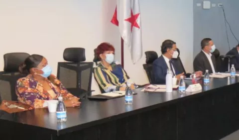 Padres creen en un consenso para el pago de mensualidades