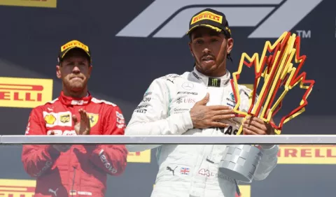 Lewis Hamilton muestra su rechazo a la tauromaquia