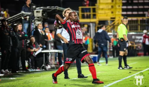 Adolfo Machado y Alajuelense a 90 minutos de la final