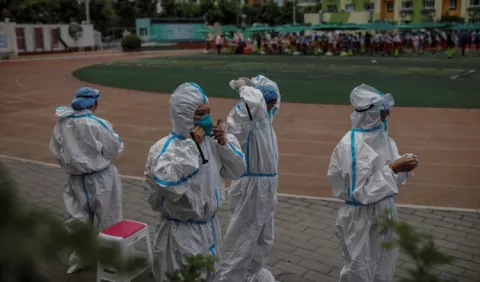 El fin de la pandemia 'ni siquiera está cerca', dice el  director de la OMS