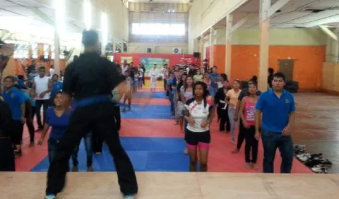 Colonenses en artes marciales entrenan de manera virtual