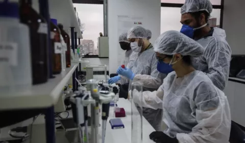Tres vacunas contra el Covid-19 muestran avances significativos