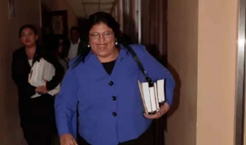 'Fiscal  Tania Sterling protege a Juan Carlos Varela' 