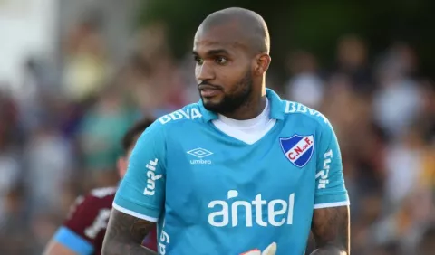 Nacional, de Luis Mejía, alista clásico contra Peñarol con triunfo