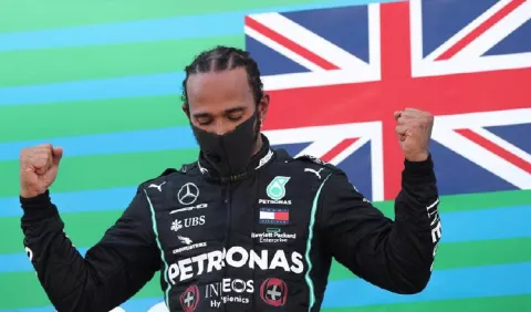 Lewis Hamilton vuelve a conquistar  la felicidad