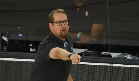 Nick Nurse, de Raptors, nombrado Entrenador del Año en la NBA