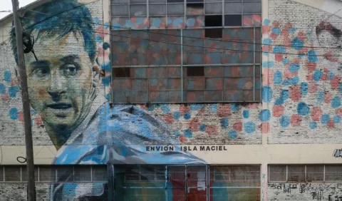 Rosarinos marchan por regreso de Messi