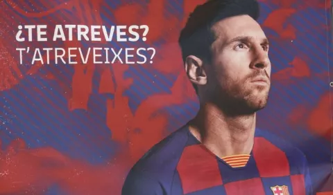 Messi muestra rebeldía y pelea su salida del Barça
