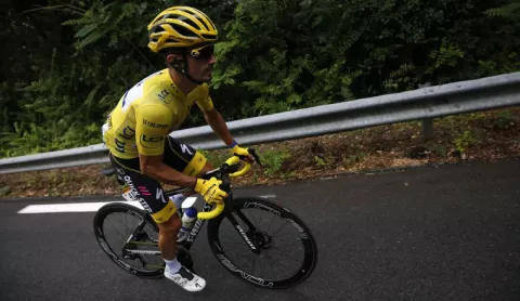 Caleb Ewan confiesa que aprovechó todos los espacios; Alaphilippe peleará el liderato