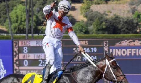 Panameños Santana y Sáez van al Derby de Kentucky