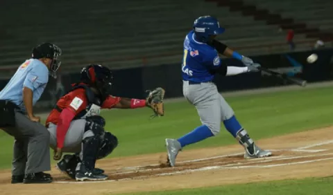 Béisbol mayor inicia 'burbuja' para torneo nacional