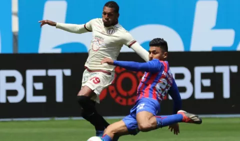 Universitario, donde juega 'Negrito' Quintero, sale a defender su liderato en Perú