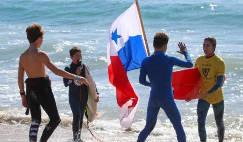 Tokio es la meta del surf panameño