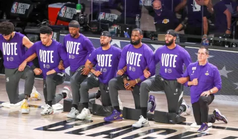 Lakers, con LeBron James, parten como los  favoritos para conseguir su título ante Heat