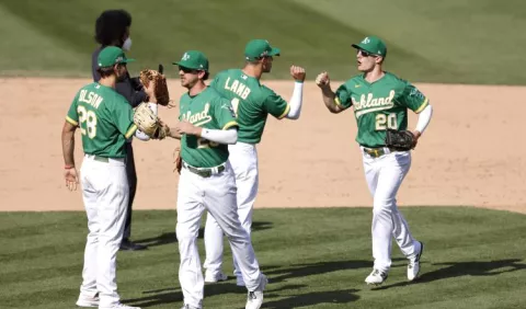 Atléticos extienden la serie ante Mellizos; Astros barren a los Mellizos en los playoffs  