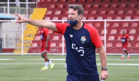 Christiansen hace énfasis en la falta de trabajo táctico al futbolista panameño