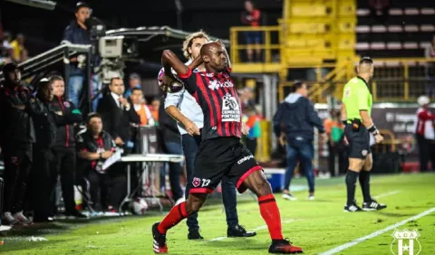 Alajuelense y Adolfo Machado caen en el Apertura de Costa Rica
