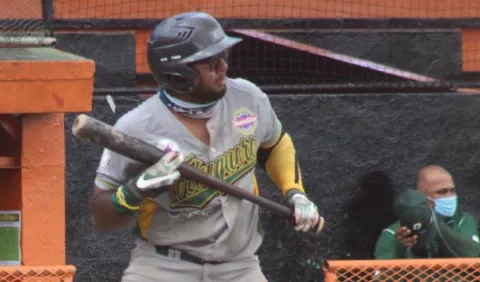 Toló y Luna, los reyes en el Campeonato Nacional Mayor de Béisbol