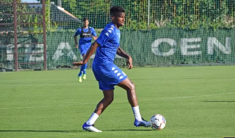 ¿Fidel Escobar podrá debutar con Alcorcón?