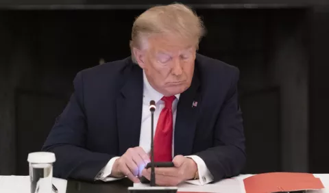 Donald Trump gobernó por Twitter y perdió debido al voto por correo