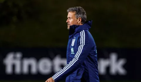 Luis Enrique considera que España mereció más ante los Países Bajos