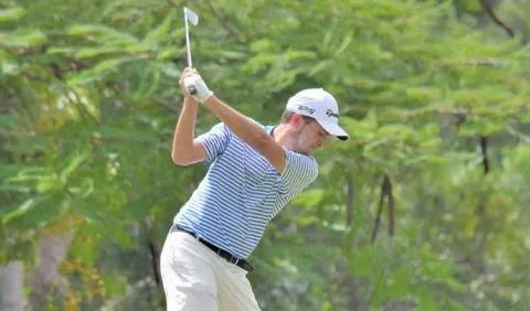 Raúl Carbonell recupera la confianza en su juego, luego de  ganar el Coronado Amateur Open 2020
