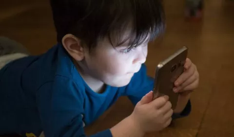 Riesgos de los niños, niñas y adolescentes en la Internet