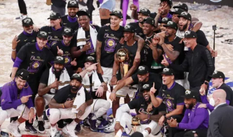 Los juegos Nets-Warriors y Lakers-Clippers abrirán la temporada en la NBA