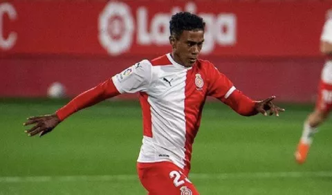 Yoel Bárcenas se gana su espacio en el Girona en la Segunda División de España