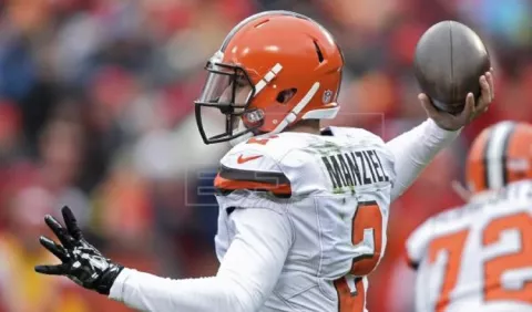 Browns no  entrena por la COVID-19 en la NFL