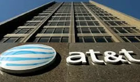 AT&T pierde $5,176 millones en 2020 por su negocio de TV