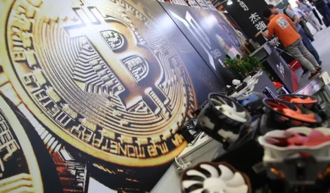 El bitcóin sube más de 4 mil dólares en un día y supera los $38,600