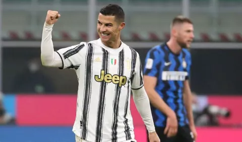 Cristiano Ronaldo hace historia; la Juve con buen paso