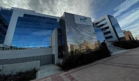 FCC ganó 262 millones en 2020, el 1.7% menos que un año antes
