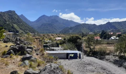 Vecinos del Volcán Barú,  luchan por titular sus tierras