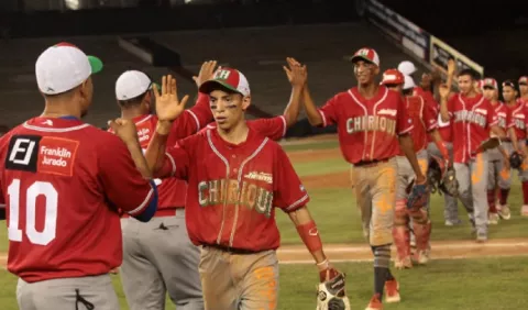 Chiriquí y Occidente abren el béisbol juvenil