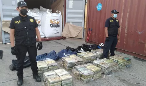 Tráfico de drogas en contenedores crece en puertos panameños 