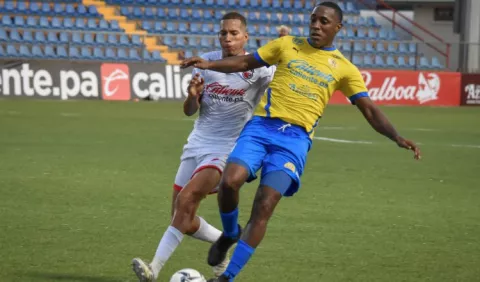 Herrera sufre, pero hace la tarea contra el San Francisco