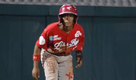 'Leñita Roja'  de Coclé encendida; Chiriquí en crisis en campeonato del béisbol juvenil