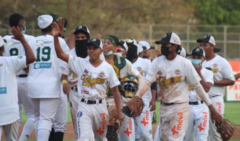 Bocas del Toro celebra, elimina a Chiriquí del béisbol juvenil