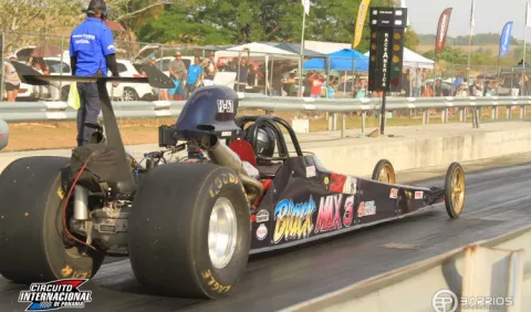 Todo listo para el  'Drag War' del Circuito Internacional de Panamá 