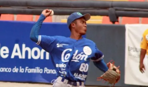 Colón y Panamá Oeste es  un duelo sin favoritos en los 'playoff' del béisbol juvenil
