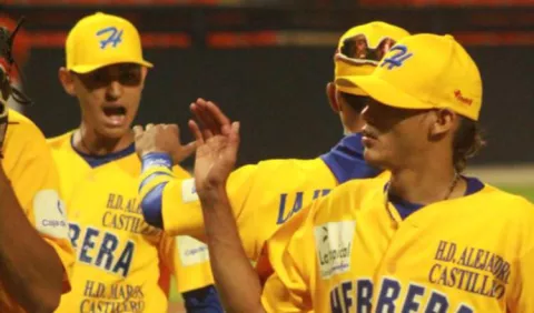 Herrera ante Los Santos; Coclé contra Panamá Oeste en las semifinales del béisbol