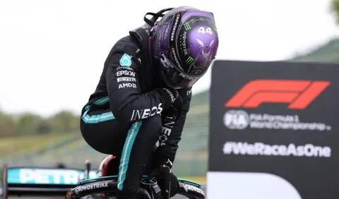 Lewis Hamilton con una vuelta perfecta y muestra  que todavía tiene mucha hambre por ganar